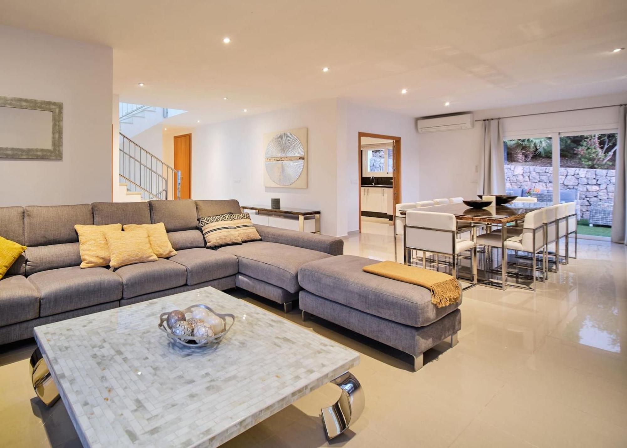 Villa Romeo 2Km From Ibiza Town And 1Km From Talamanca Beach サンタ・エウラリア・デス・リウ エクステリア 写真