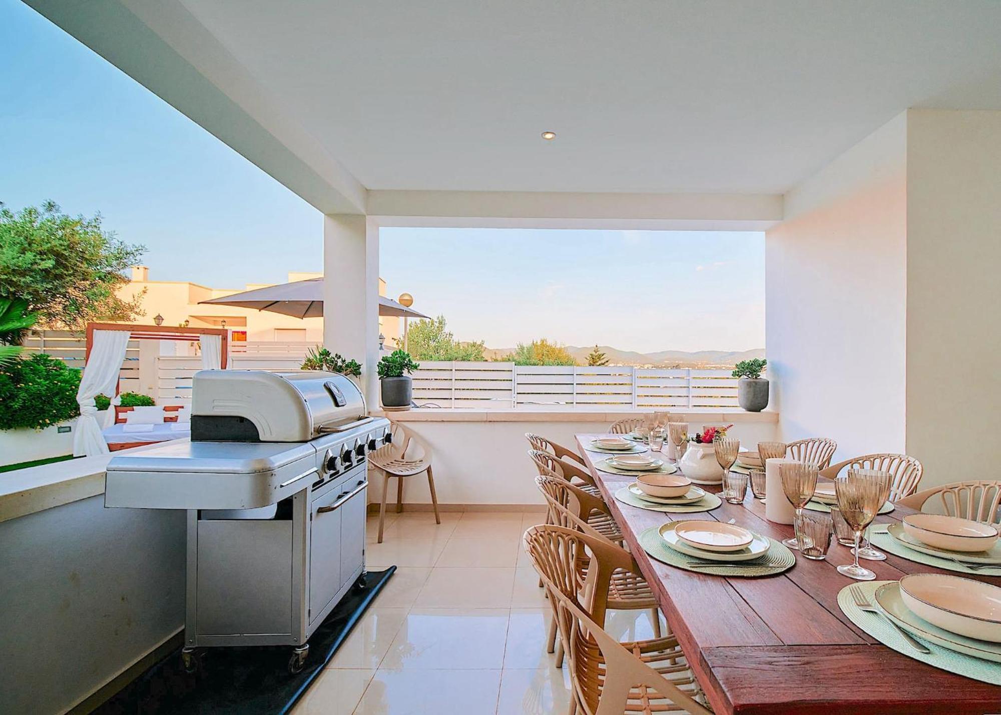 Villa Romeo 2Km From Ibiza Town And 1Km From Talamanca Beach サンタ・エウラリア・デス・リウ エクステリア 写真